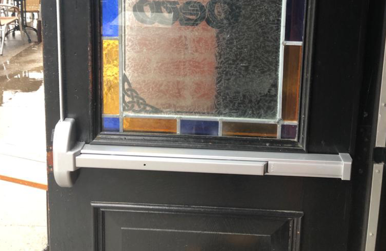 Commercial Door Push Bar System